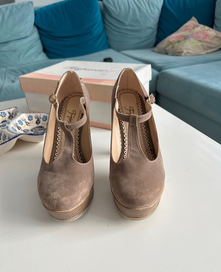 Bej Süet Platform Topuklu Kadın Ayakkabı - Görsel 2