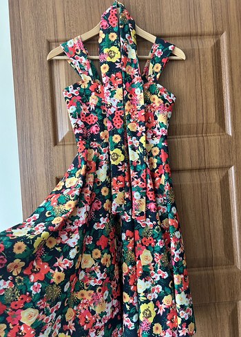 Çiçek Desenli Renkli Midi Bohem Elbise - Görsel 3