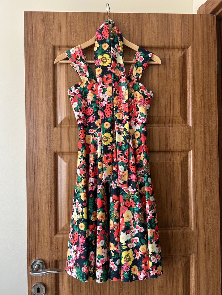 Çiçek Desenli Renkli Midi Bohem Elbise - Görsel 4