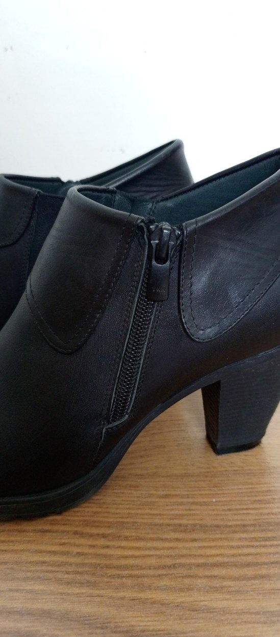 Beta Marka Kadın Hakiki Deri Siyah  Dolgu Topuklu Bot - Görsel 3