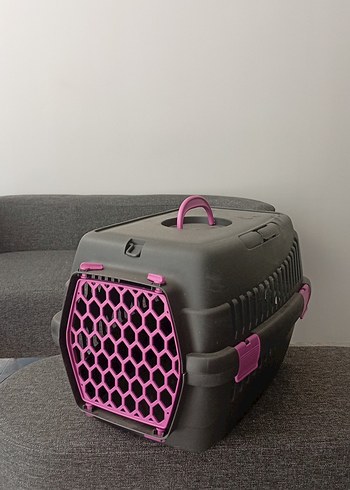 Koyu Pembe Evcil Hayvan Taşıma Kabı