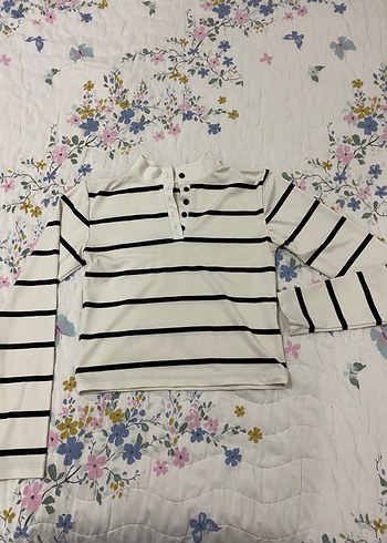 Uzun Kollu Yüksek Yakalı Kadın Tişört - Görsel 4