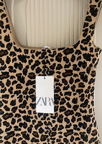 s Beden Zara Leopar Desenli Midi Elbise