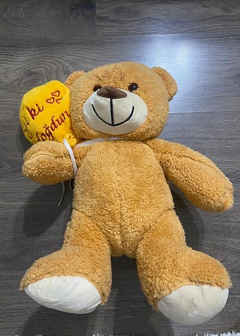 Beden Renk Sarı Peluş Ayıcık Kalpli Doğum Günü Mesajlı