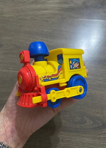 Renkli Sarı Oyuncak Tren