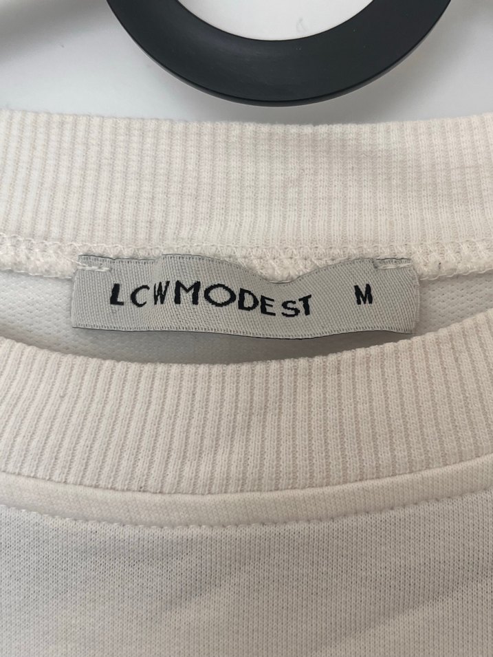 LCW Beyaz Uzun Kollu Salaş Sweatshirt - Görsel 4