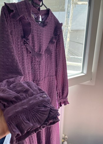 Mor Midi Uzunlukta Fırfırlı Elbise - Görsel 2