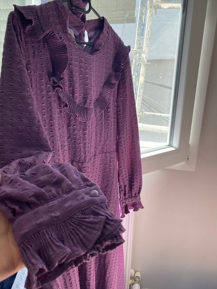 Mor Midi Uzunlukta Fırfırlı Elbise - Görsel 2