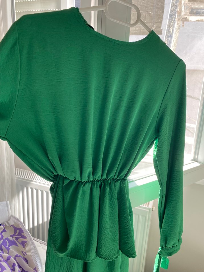 Yeşil Uzun Drapeli Kadın Elbise - Görsel 2