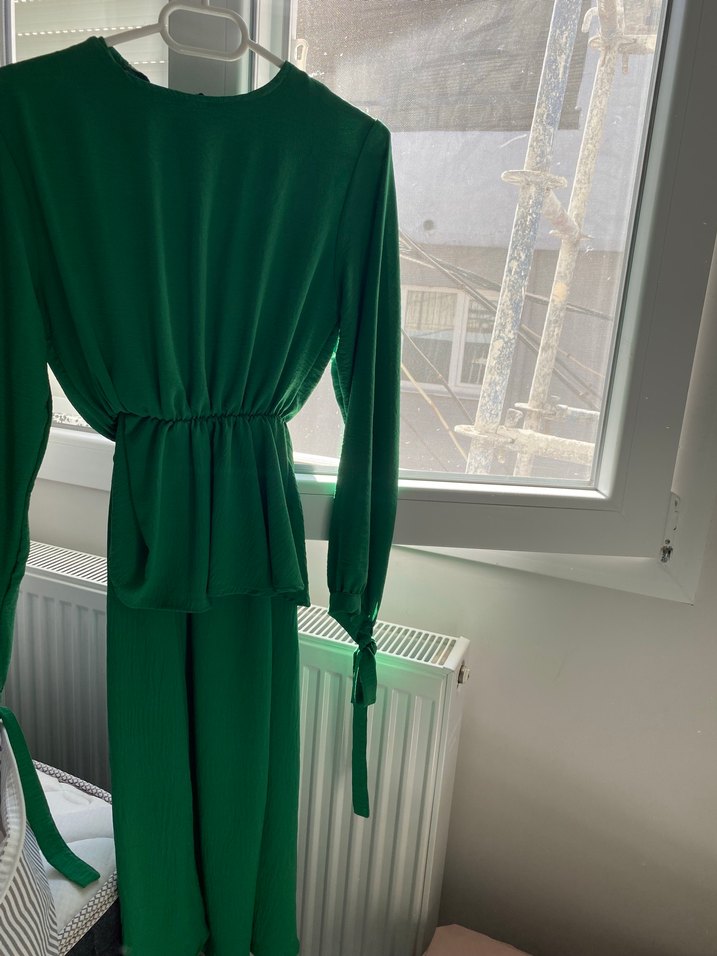 Yeşil Uzun Drapeli Kadın Elbise - Görsel 3