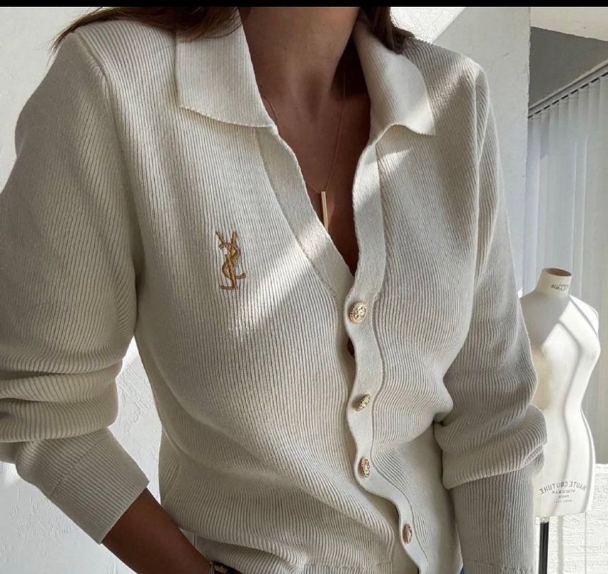 YSL Beyaz V Yaka Düğmeli Hırka - Görsel 3