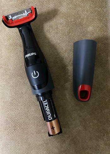 PHILIPS YÜZ VE VÜCUT İÇİN TRAŞ MAKİNESİ. - Görsel 4