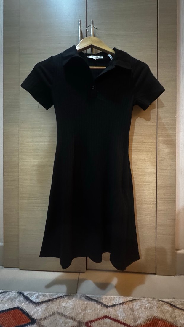 Koton Siyah Yaka Detaylı Kısa Kollu Elbise - Görsel 2