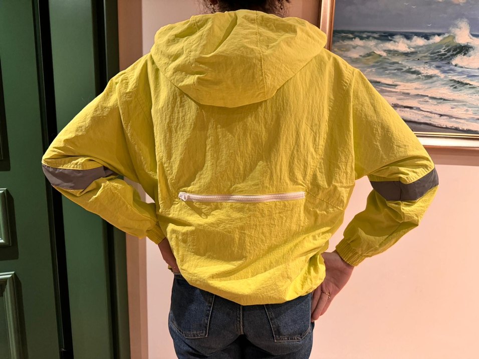 Bershka Kapüşonlu Kadın Yağmurluk - Görsel 2