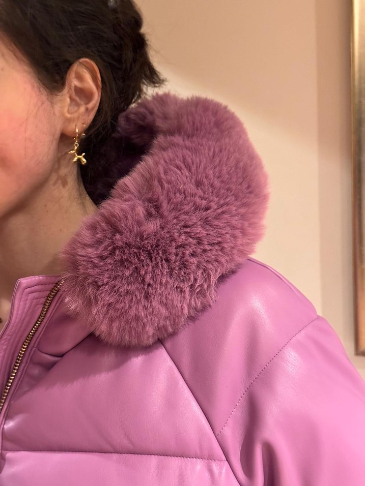 Peluş Detaylı Mor Deri Kadın Kışlık Mont - Görsel 2