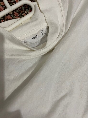 Mango Tshirt