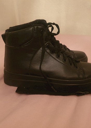 Siyah Erkek Bağcık - Gotik Tarz - Görsel 2