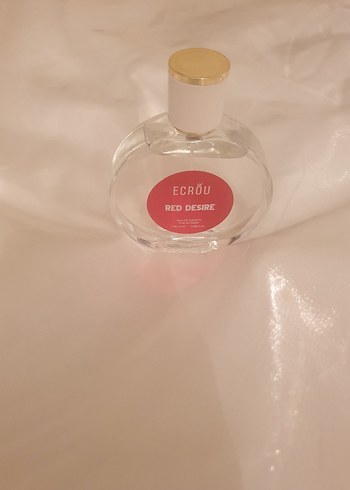 Ecröu Red Desire Kadın Parfümü