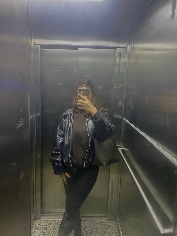 Siyah Deri Kadın Ceket, Salaş Kesim, Midi Boy - Görsel 3