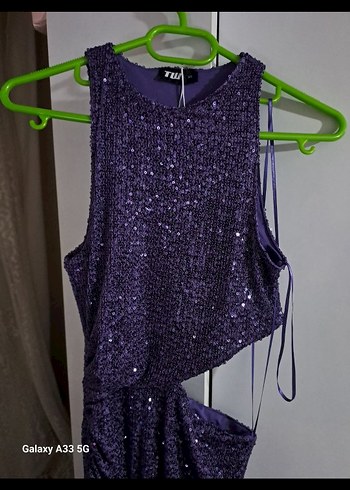 Mor Kadın Gece Elbisesi - Görsel 3