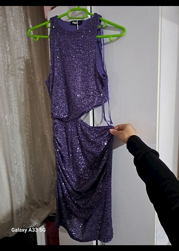 Mor Kadın Gece Elbisesi - Görsel 2