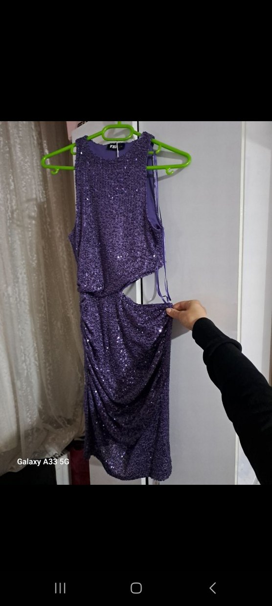 Mor Kadın Gece Elbisesi - Görsel 2