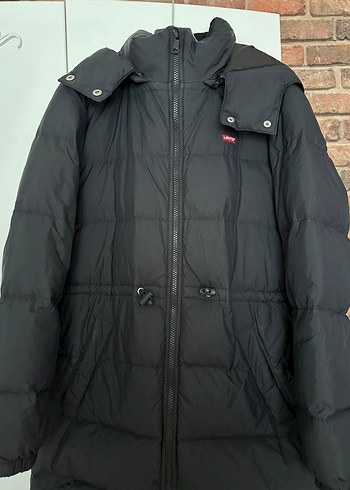 Levis Siyah Fermuarli Kadin Kislik Mont