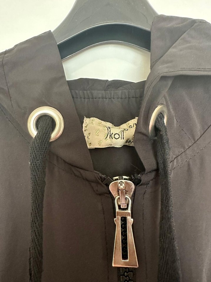 Fermuarlı Siyah Uzun Kadın yağmurluk - Görsel 2