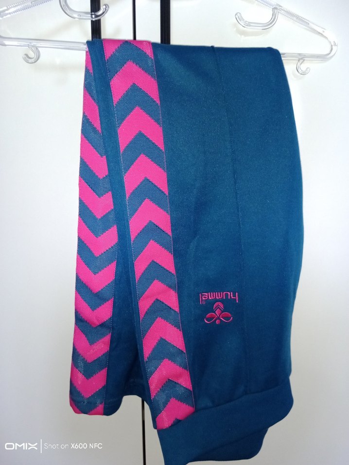 Hummel Kapüşonlu Fermuarlı eşofman takımı - Görsel 4