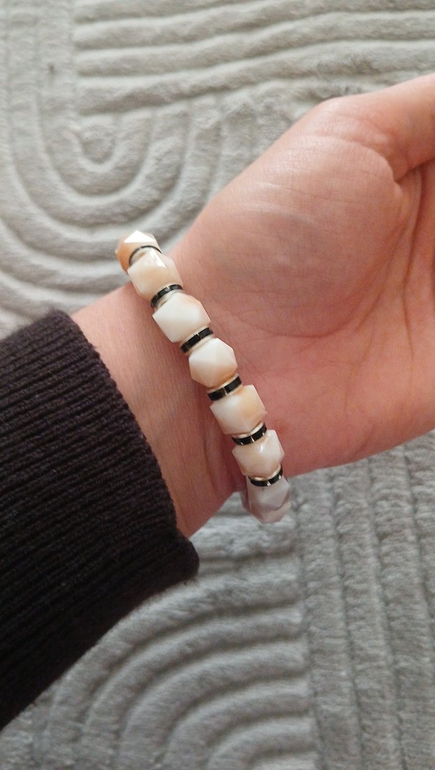 Bej Boncuklu Yılan Desenli Bohem Bileklik - Görsel 4