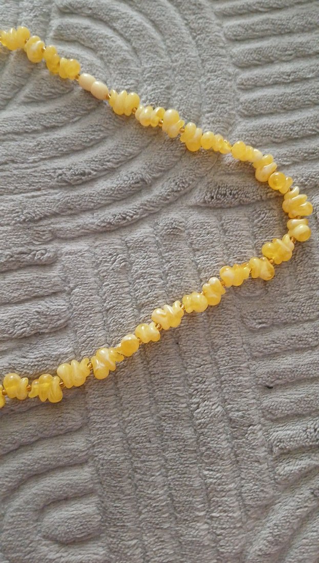 Sarı Boncuklu Uzun Kadın Kolye - Görsel 3