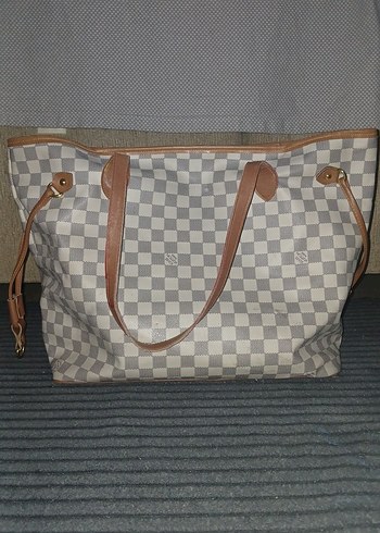 Louis Vuitton Bej Kareli Deri Kadın Çanta - Görsel 3