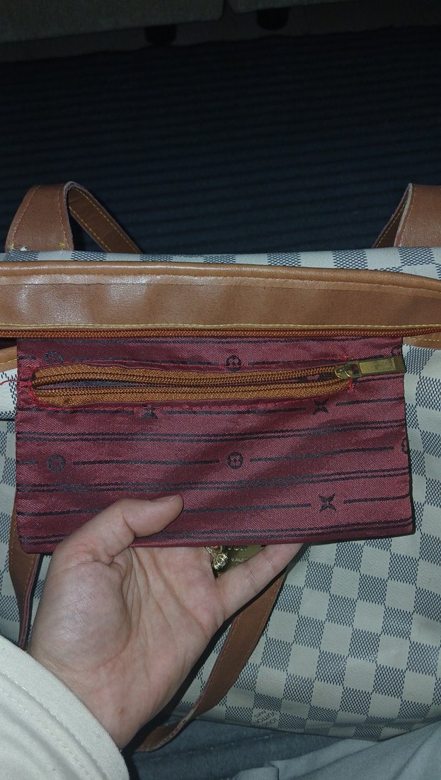 Louis Vuitton Bej Kareli Deri Kadın Çanta - Görsel 5