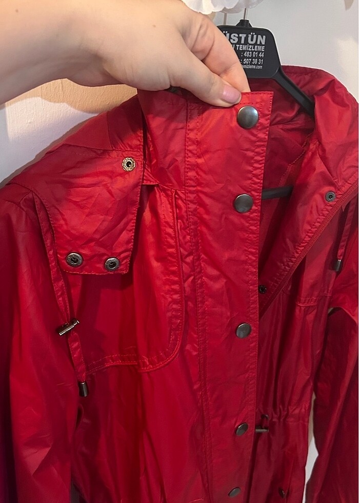 Lcw Kadın Yağmurluk - Görsel 2