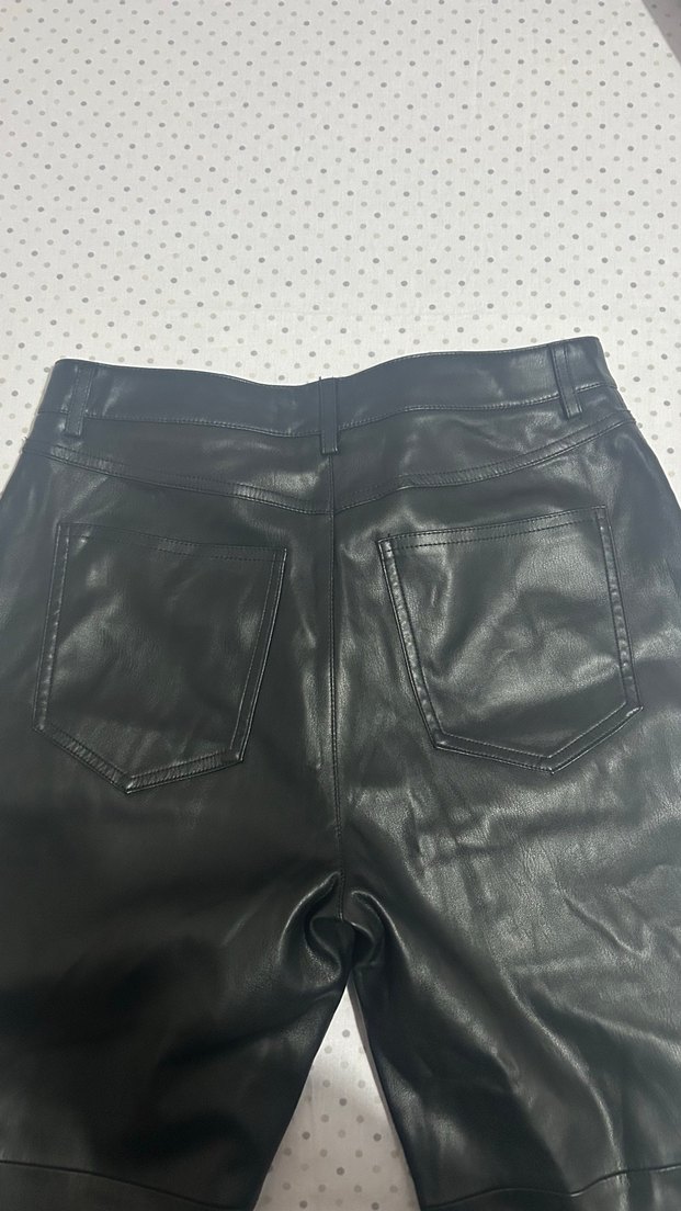 Siyah Deri Mango Kadın Pantolon - Görsel 5