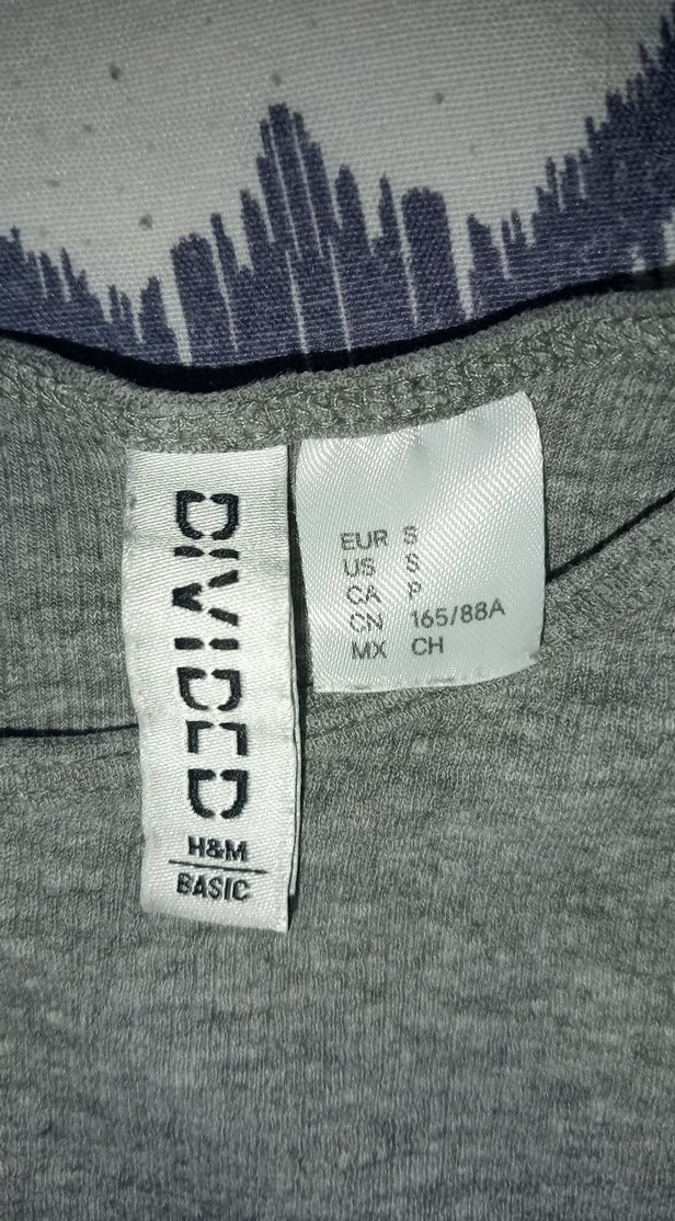 Gri V Yaka Kolsuz - Görsel 2