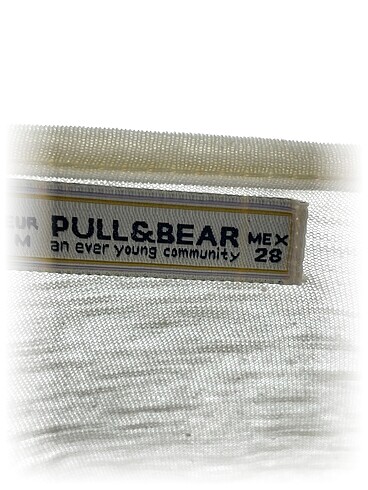 m Beden Pull and Bear Bluz %70 İndirimli.