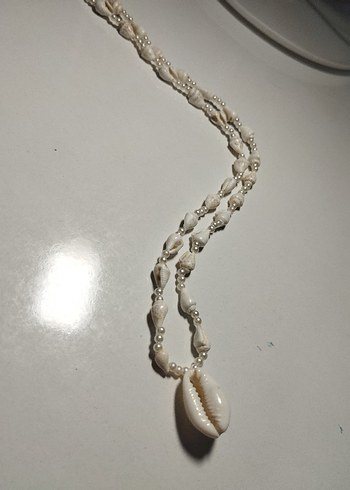 Bohem Tarzı Boncuklu Beyaz Kadın Kolye