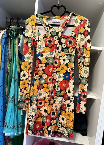xs Beden 70ler model bershka elbise