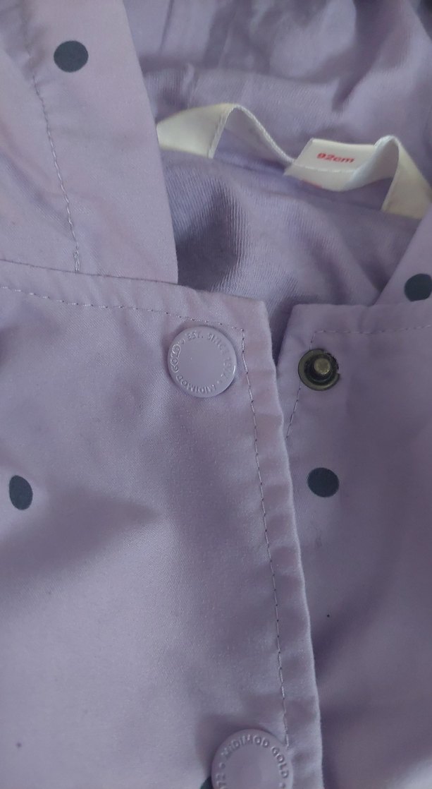 Mor Puantiyeli Kız Çocuk Yağmurluğu - Görsel 5