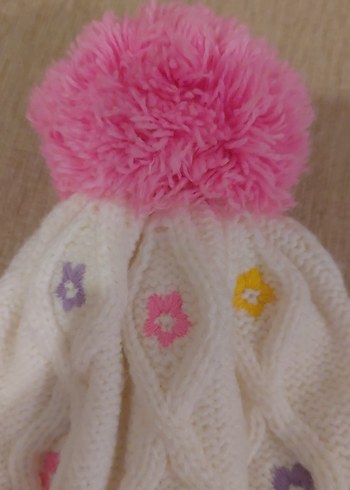 Renkli Nakışlı Beyaz Örgü Çocuk Bere - Görsel 2