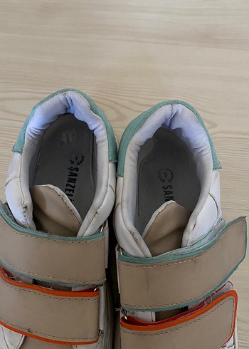 39 Beden Kadın Beyaz Dolgu Topuklu Cırt Cırtlı Spor Ayakkabı