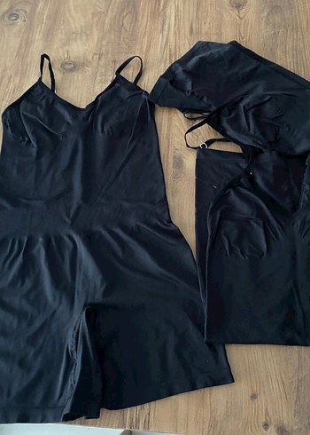 Siyah Kadın Mini İp Askılı Tulum - Görsel 7