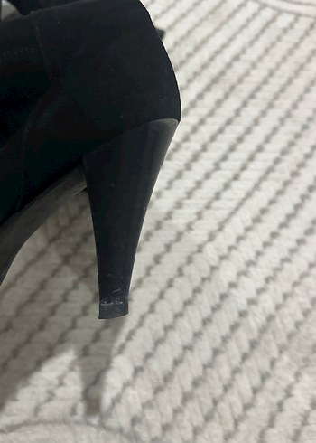 Siyah Süet Topuklu Dizüstü Çizme - Görsel 5