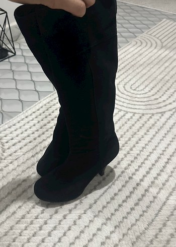 Siyah Süet Topuklu Dizüstü Çizme - Görsel 4