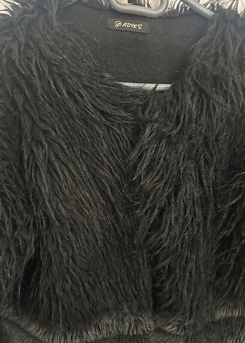 Kadın Siyah Uzun Kürk Detaylı Mont - Görsel 3