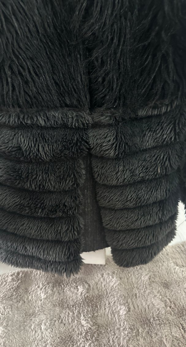 Kadın Siyah Uzun Kürk Detaylı Mont - Görsel 4