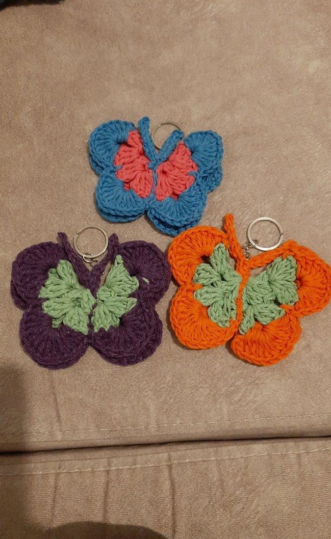 Renkli Örgü Hoş Dikkat Çekici Kelebek Anahtarlık Seti - Görsel 3