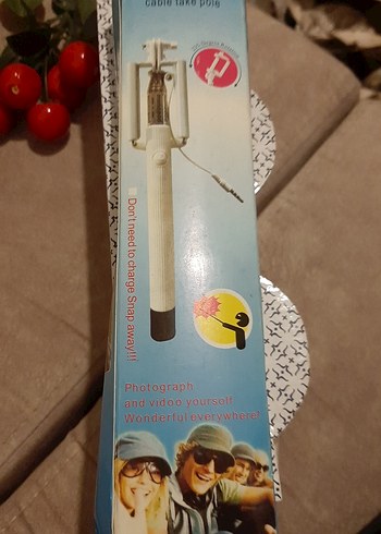 Beyaz Selfie Çubuğu Kablo Kumandalı - Görsel 2