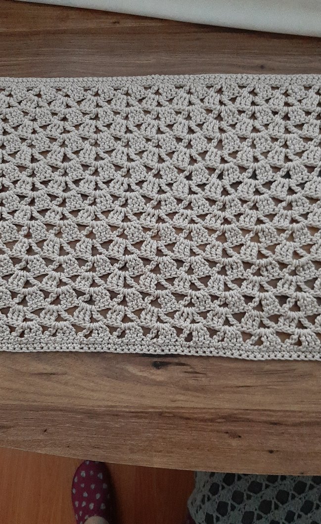 Runner  masa örtüsü , makrome ipden ördüm . - Görsel 3